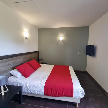 Allotel Fos-sur-Mer Exteriör bild
